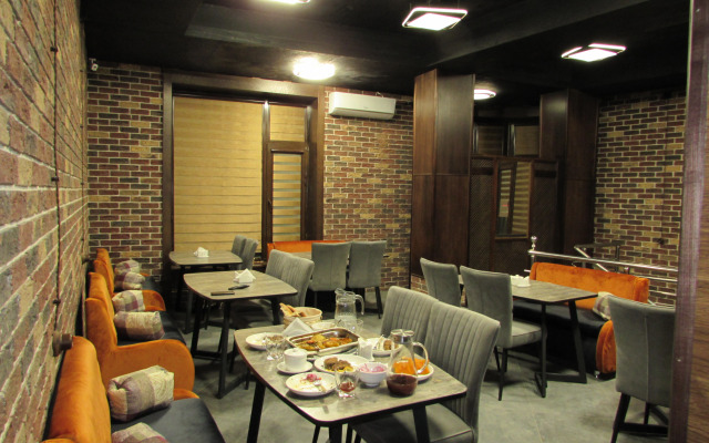 Odnokomnatnaya 31 Zhemchuzhina Kaspiya Flat