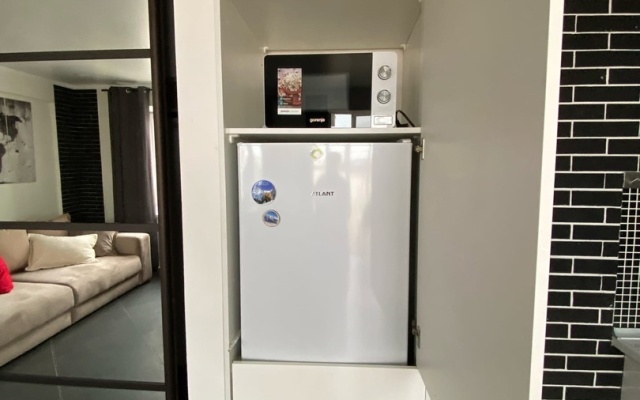 Stilnaya Studiya Na 24 Etazhe Vysota Apartments