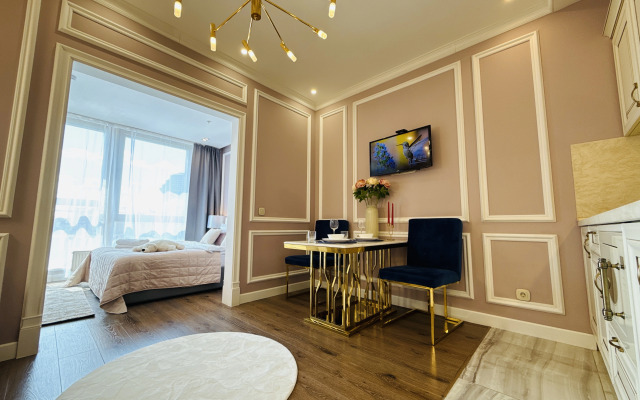 Shikarnye V Tsentre Goroda Apartments