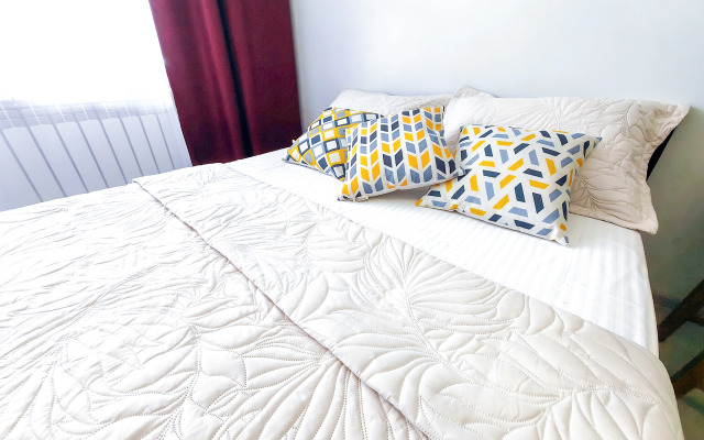 Квартира студия у МРНЦ