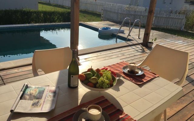 White House Family Villa With A Pool 1