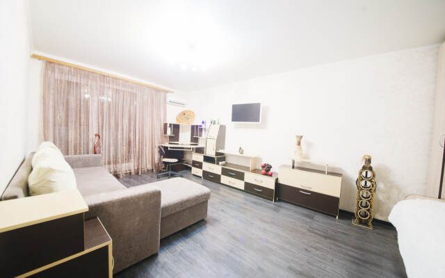 Na Pugacheva 12/16 Apartments