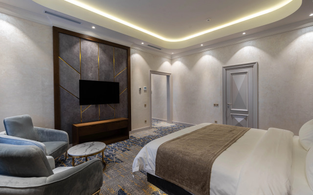 FRANKFORT Expo Hotel&Spa