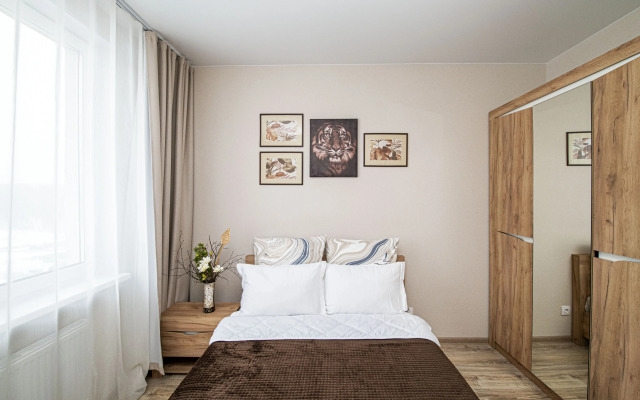 Апартаменты SunSet Чазова 2