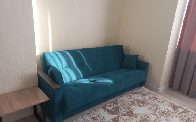 2-kh Komnatnaya Sapfir Tolmacheva 15 Flat