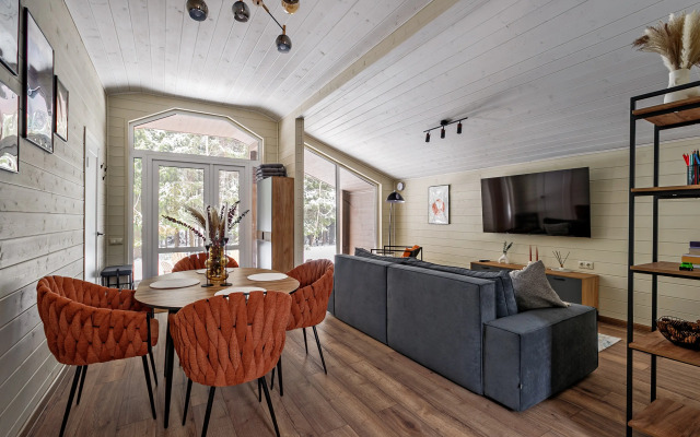 Izumrudny Chalet