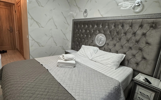 Апартаменты С теплым бассейном 5 минут от моря