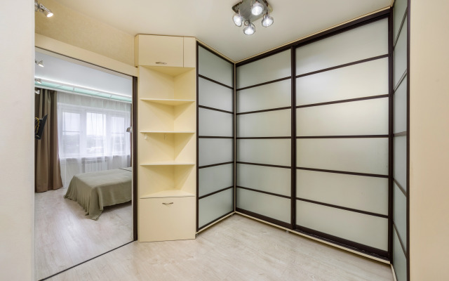 Odnokomnatnaja s vidom na gorod Flat