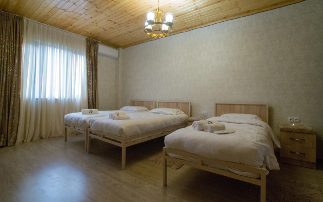 Andro House Guest House