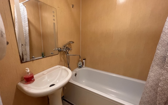 Апартаменты на Буденного 12