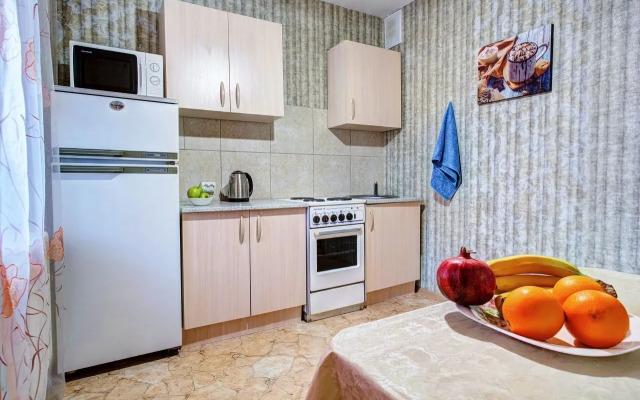 Na Ulitse Permyakova 72 Flat