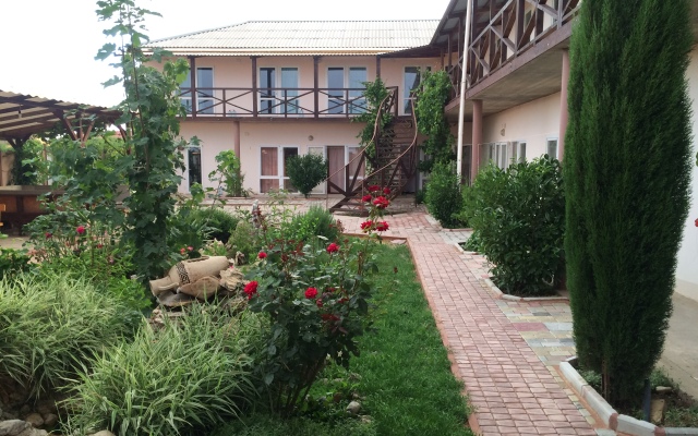 Villa Nikolaevka Guest House