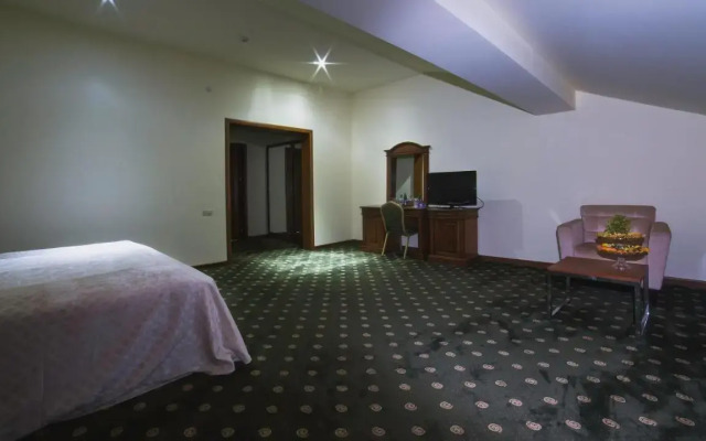 Armenia Hotel