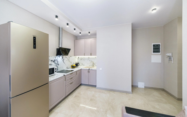 Luxury v Tsentre Sochi Flat