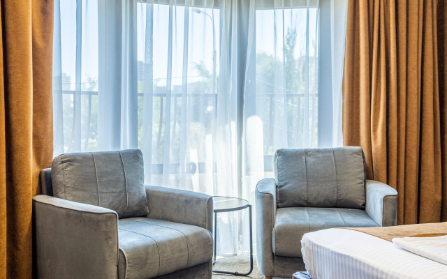 Hotel Marton Sezon
