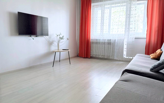 2 Комн Квартира в Центре Кызыла