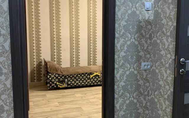 Na Baklanovskom prospekte 97 Flat