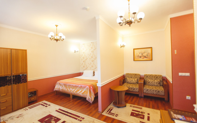 Piramid Hotel