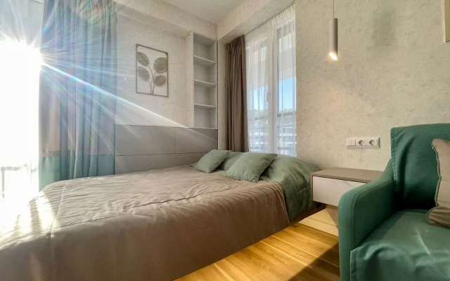 Ryadom S Plyazhem Flat