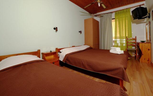 Pharos Rooms Hotel