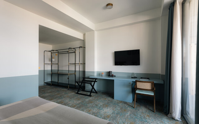 Castor & Pollux Hotel