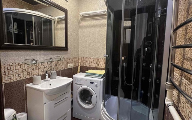 Na Prospekte Chaykovskogo Apartments