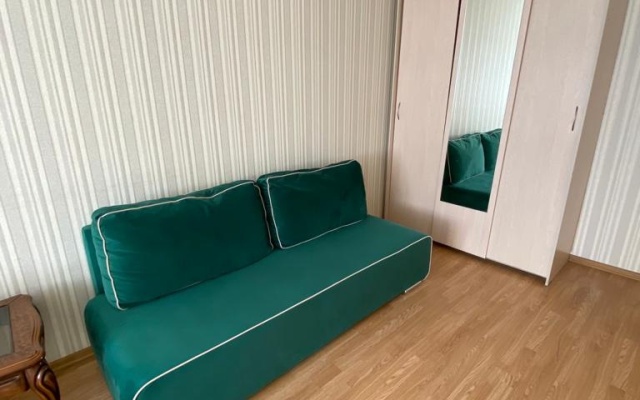 Naprotiv Trts Rubin Apartments