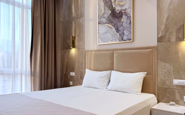 Mirror Ot Progosti Apartment