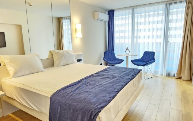 BA04 Homerent @ Orbi City D1 Apartments