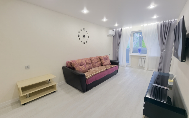 Апартаменты на улице имени Космонавта Поповича 22а