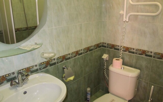 Myis Hotel