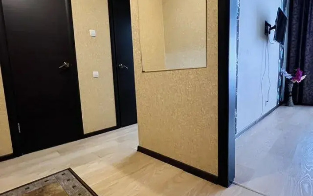 Квартира на Быстринской 10