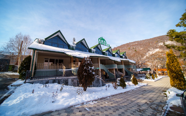 Vysota 1880 Hotel