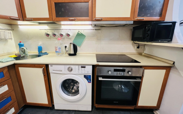 Квартира Уютная 2-х комнатная студия в хорошем районе