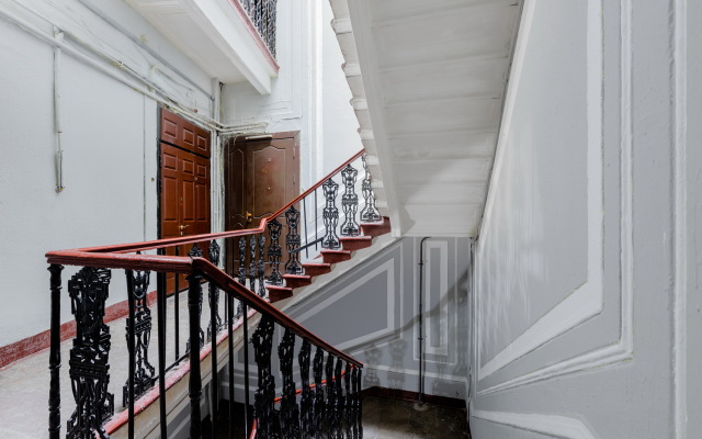 Апартаменты SpbStay с сауной на Невском проспекте 124