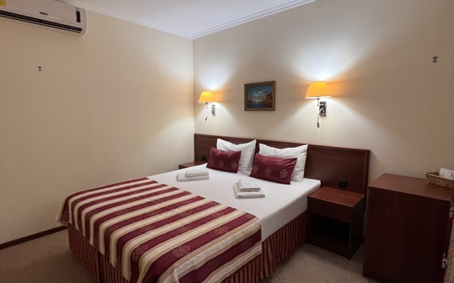 Narton Guest House