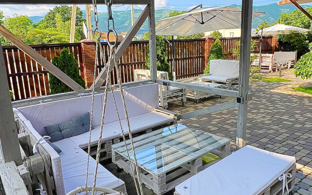 Гостевой Дом Лето Здесь