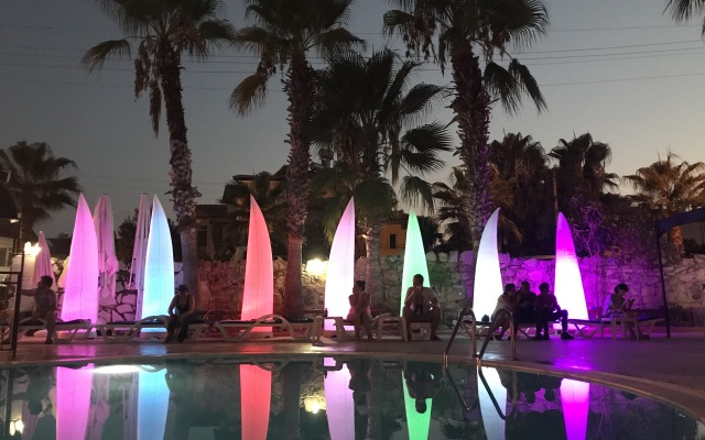 Semoris Hotel