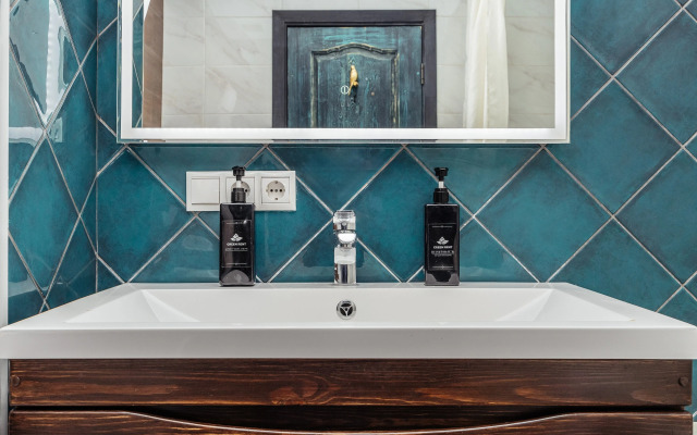 Апартаменты Дизайнерская студия около подъемника