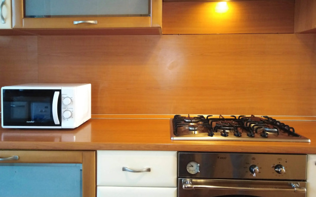 Квартира 3-комн. cталинка с большой ванной рядом с набережной