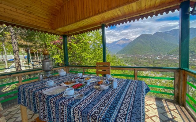Kungut Hotel & Resort