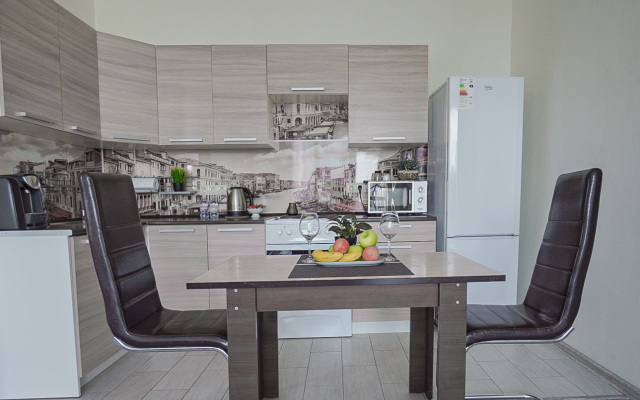 Komfortnye Svetlye Apartamenty U Metro Belomorskaya Apartments