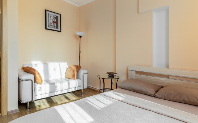 Prim Rooms Avrora in the city center