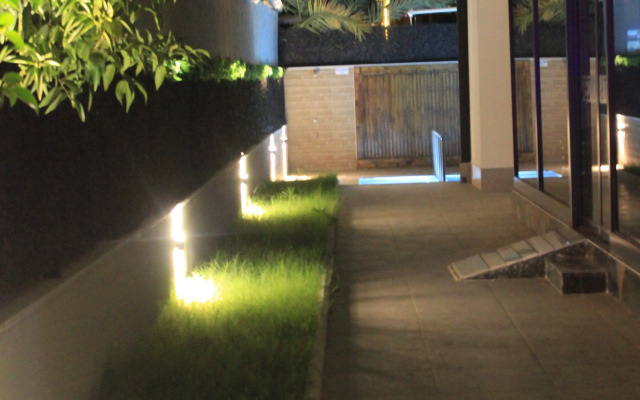 Retro Star Suites Hotel
