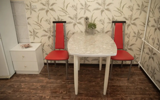 Goldfish Na Ulitse Sevastopolskoy 8/3 Flat