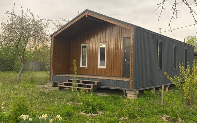 Частный дом Ani hOMe с садом у горной реки