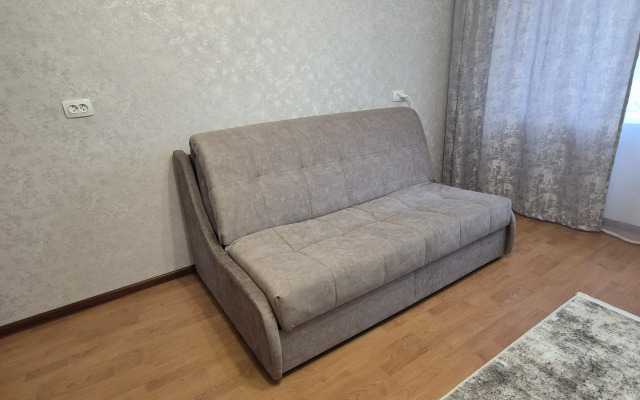 S Novym Remontom Nevelskogo Flat