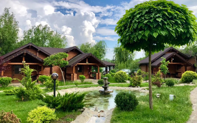 Klub Zagorodnogo Otdyha Usad'ba Familia Hotel