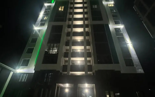 Na Chaykovskogo 100/2 Apartments