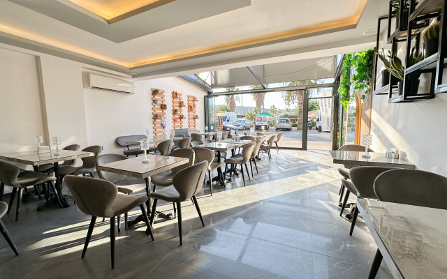 Bed&Breakfast Marina Lora Hotel
